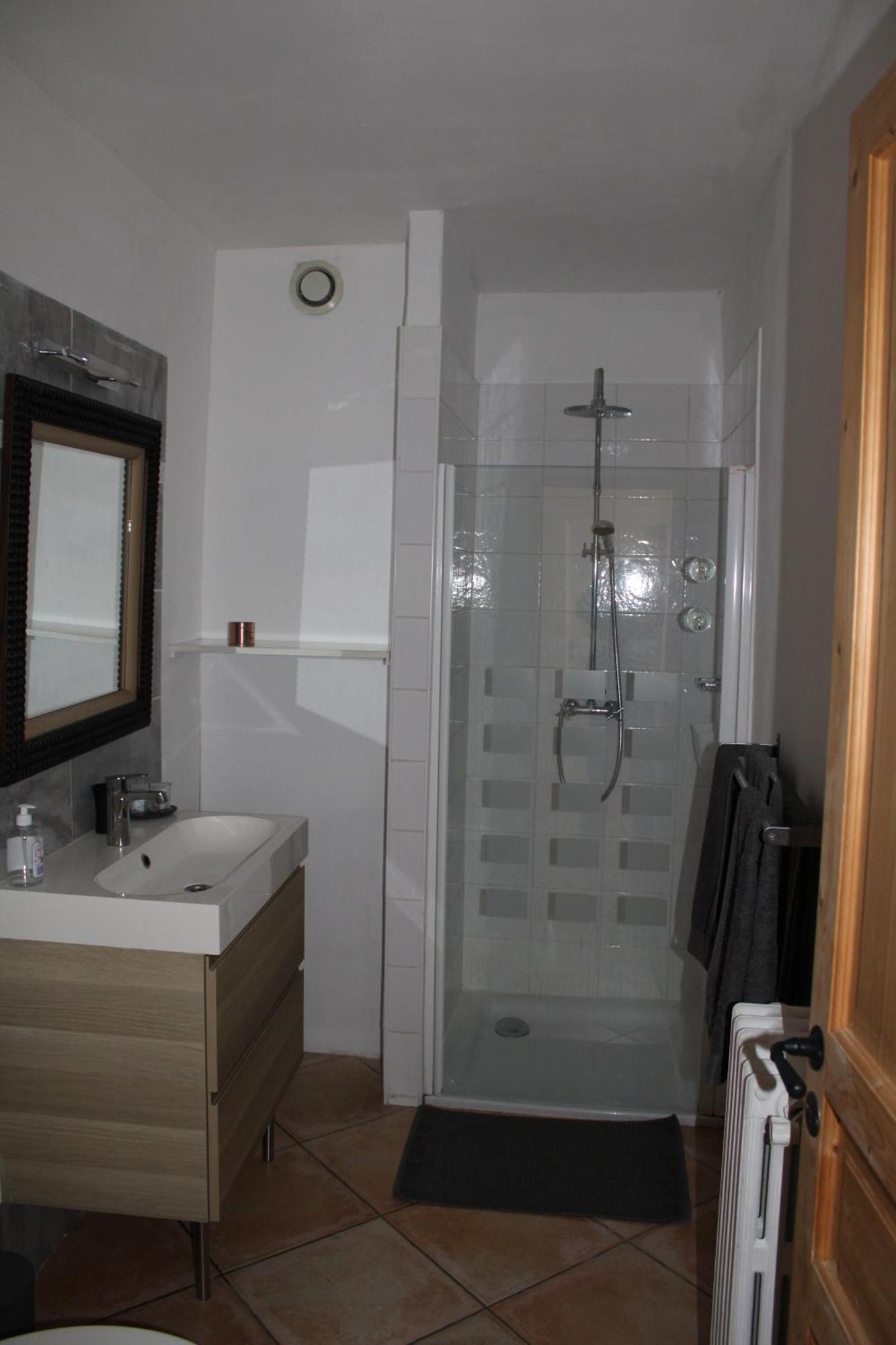 Agreable Appartement P2 Centre Ville Au Calme. 尼姆 外观 照片